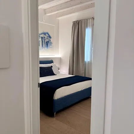 Apartment Nika House *